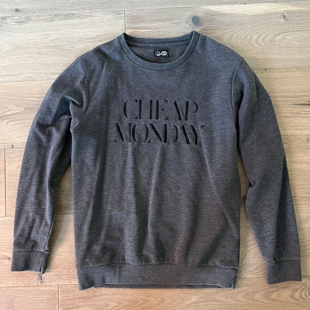 Cheap Monday Sweater Gray Size M